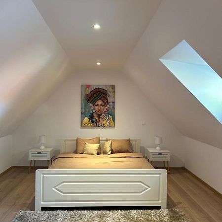 Ado Home Sibiu Bagian luar foto