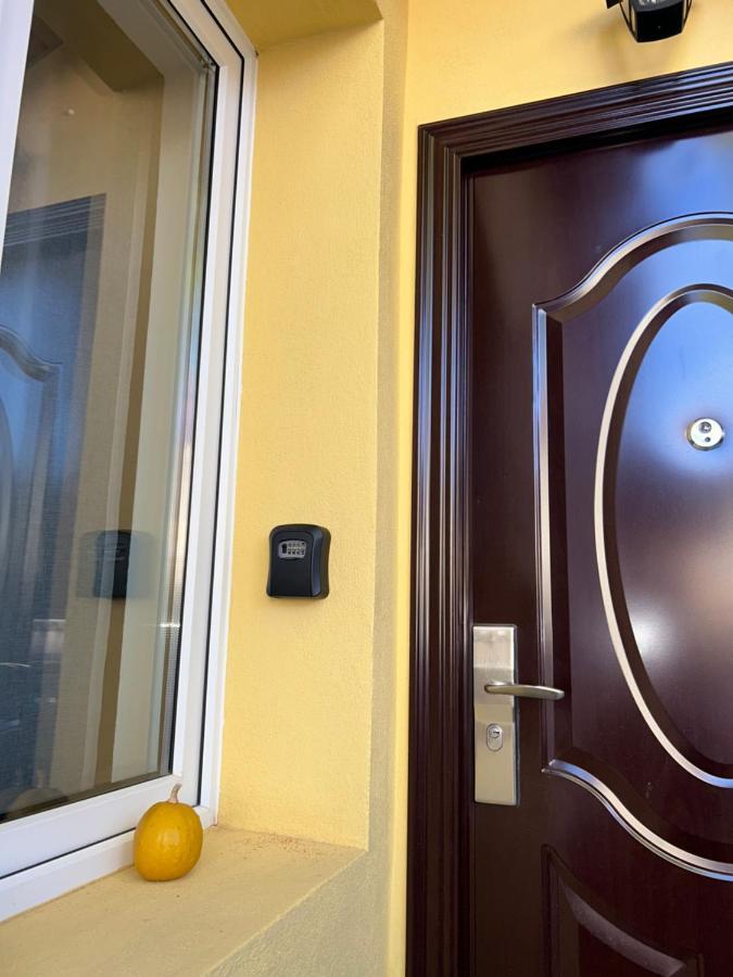 Ado Home Sibiu Bagian luar foto